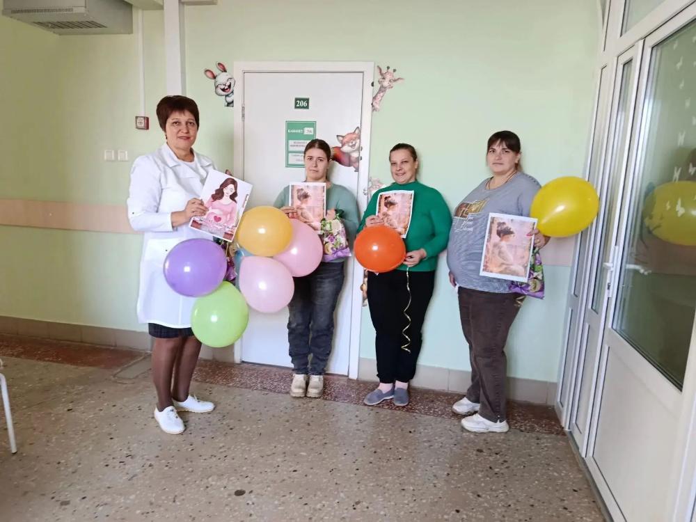 В Белинской больнице поздравили будущих мам.